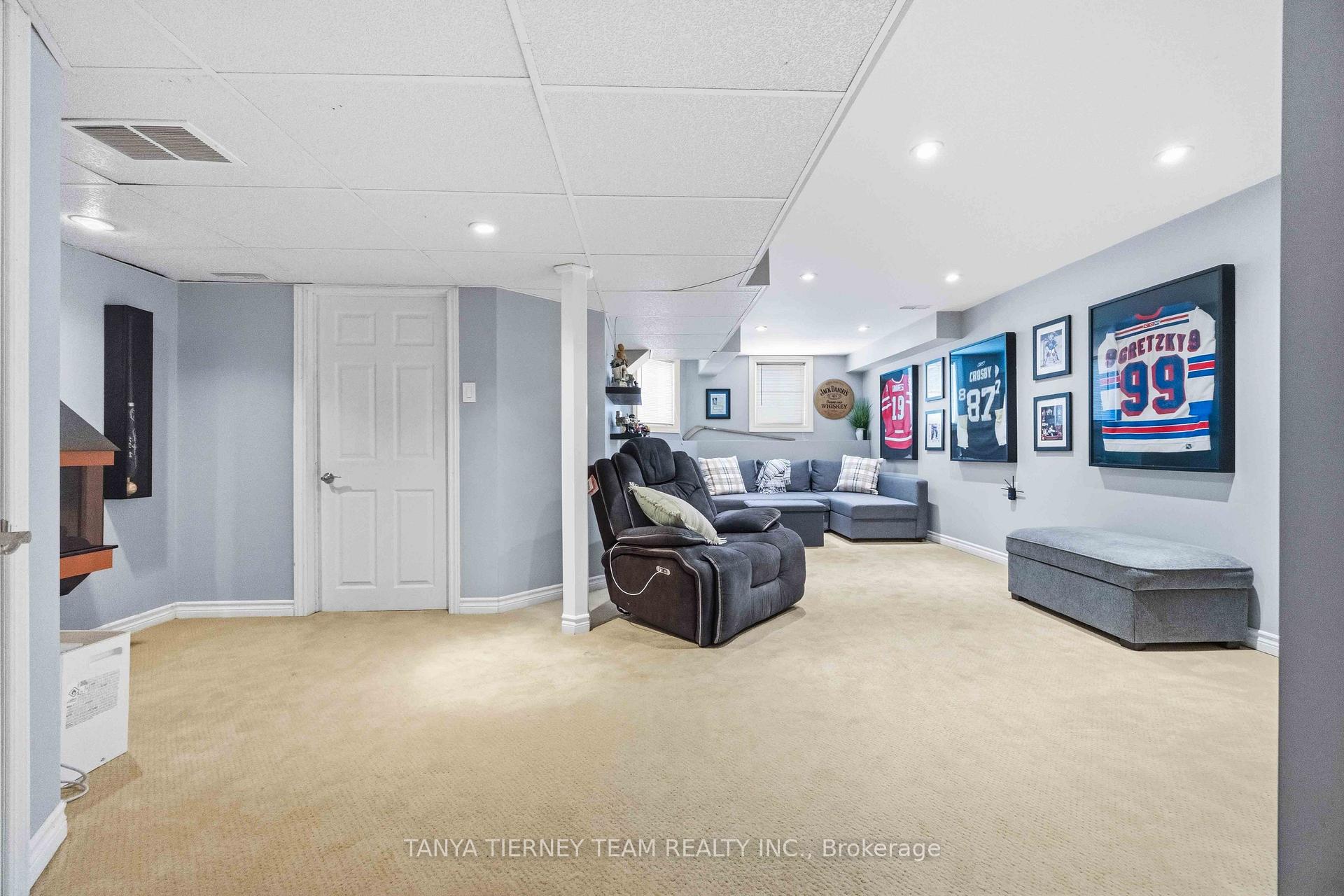 Photo 39 of 47 Corianne Avenue, Whitby, Brooklin — HOMEH