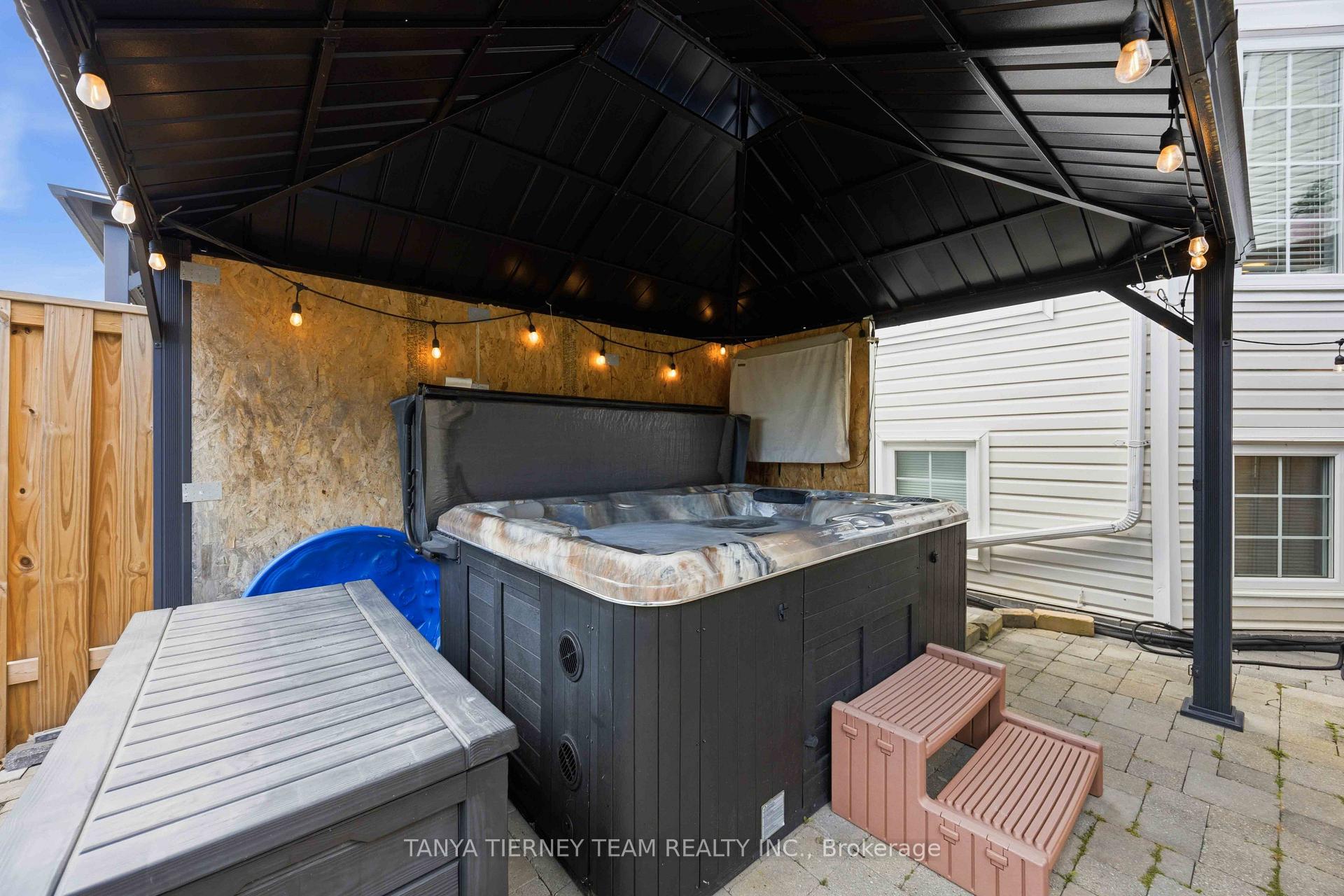 Photo 47 of 47 Corianne Avenue, Whitby, Brooklin — HOMEH
