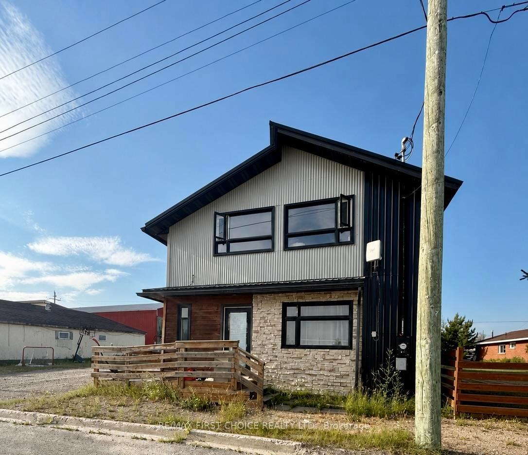 Photo of 108 First NE Avenue