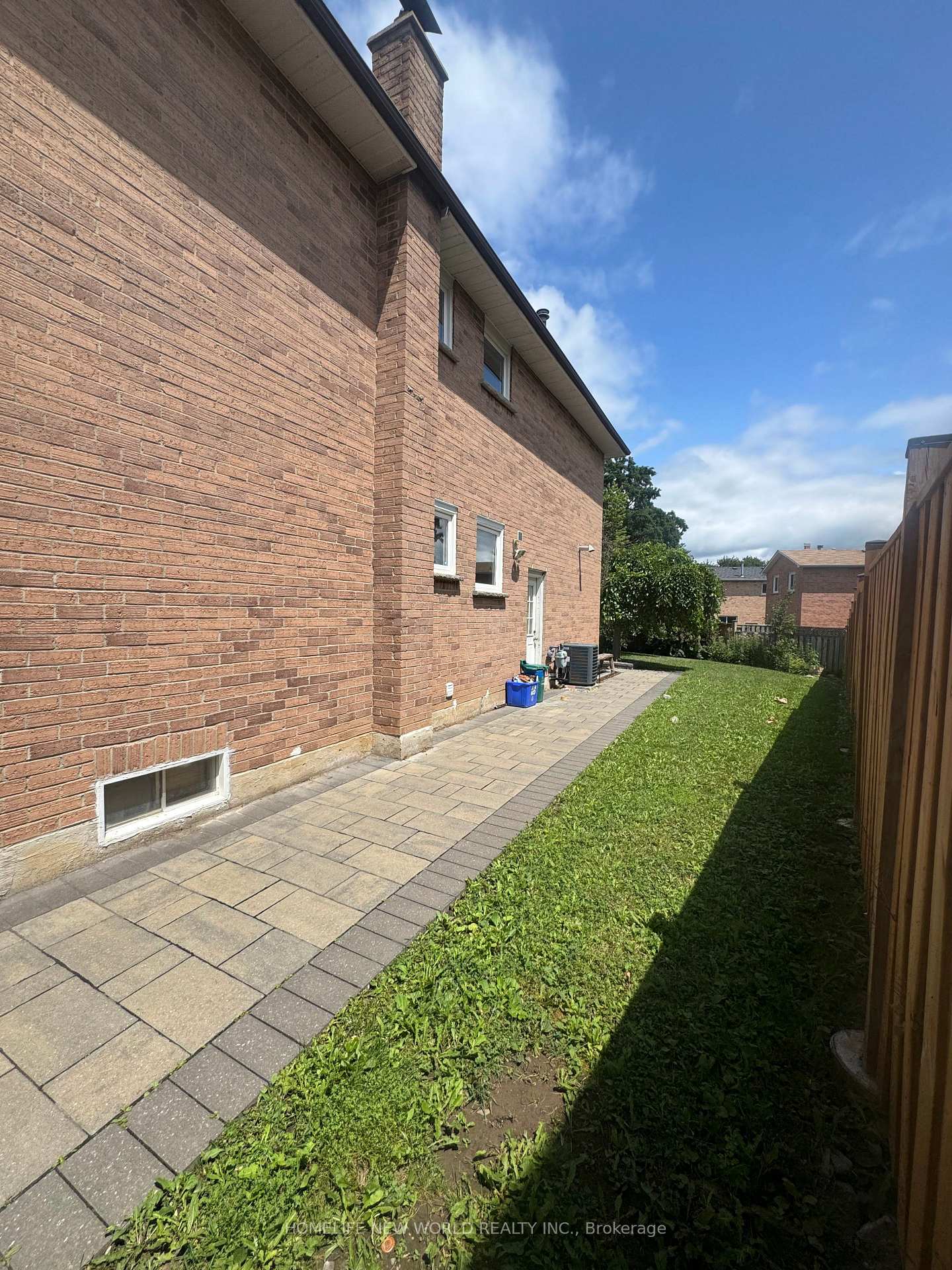 Photo 3 of 50 Adrian Crescent, Markham, Raymerville — HOMEH