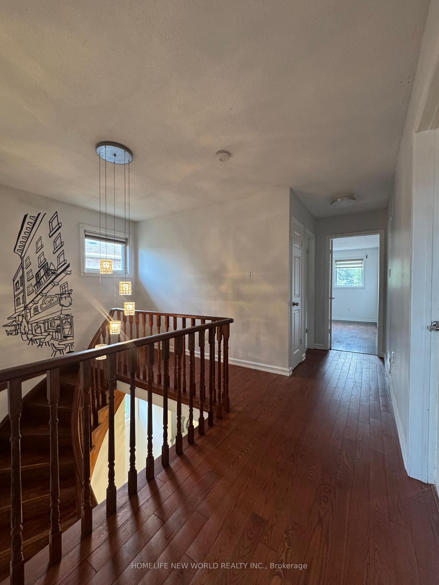 Photo 10 of 50 Adrian Crescent, Markham, Raymerville — HOMEH