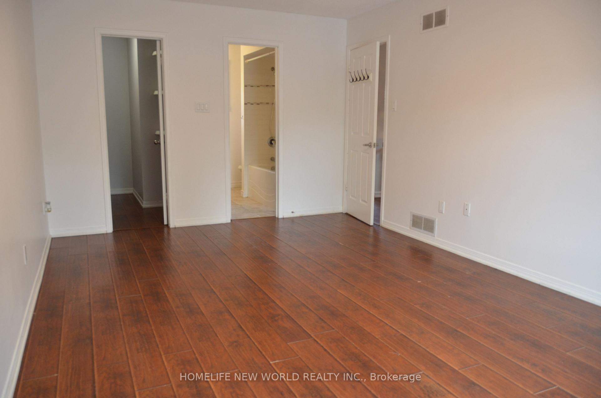 Photo 12 of 50 Adrian Crescent, Markham, Raymerville — HOMEH