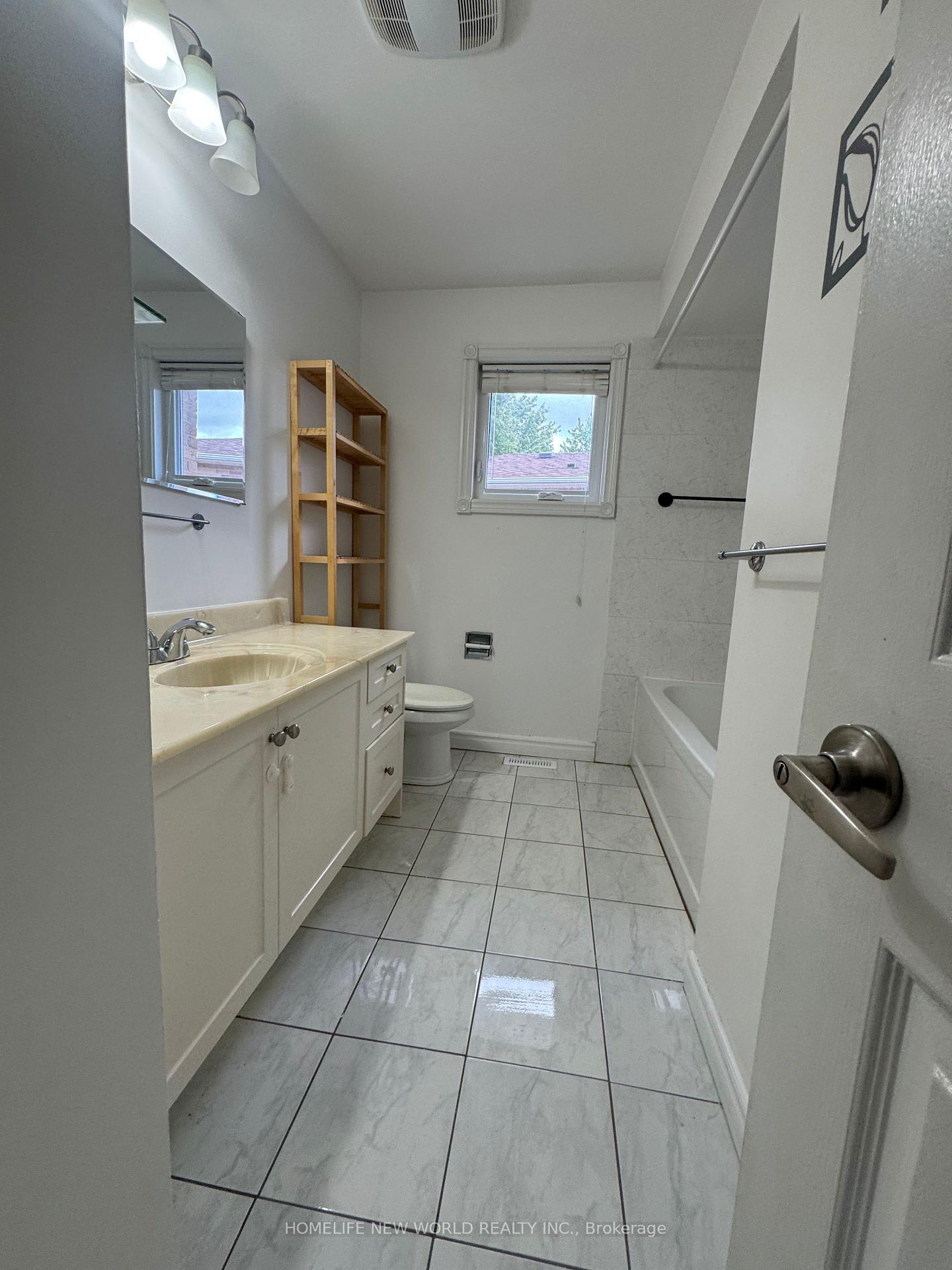 Photo 16 of 50 Adrian Crescent, Markham, Raymerville — HOMEH