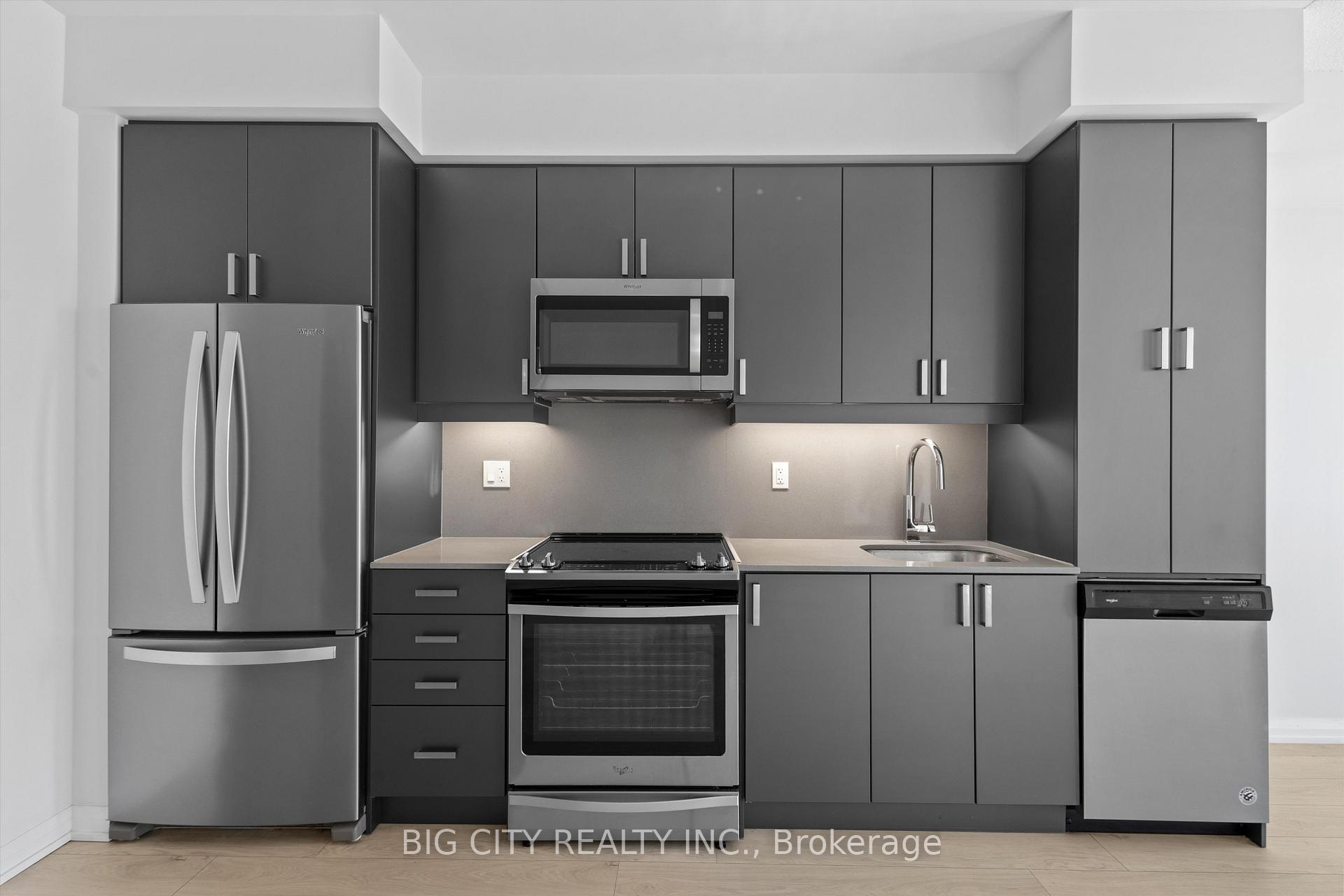 Photo 7 of Unit 3211, 7895 Jane Street, Vaughan, Concord — HOMEH