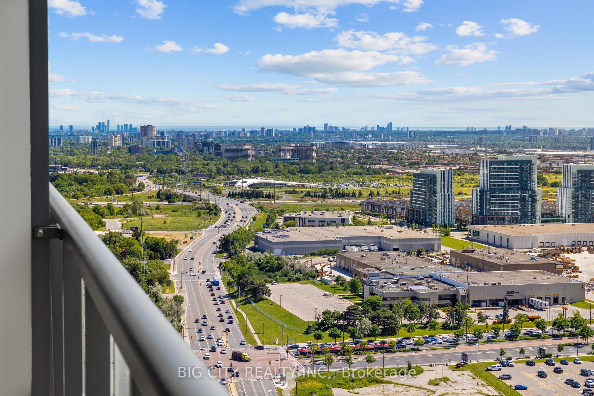 Photo 16 of Unit 3211, 7895 Jane Street, Vaughan, Concord — HOMEH