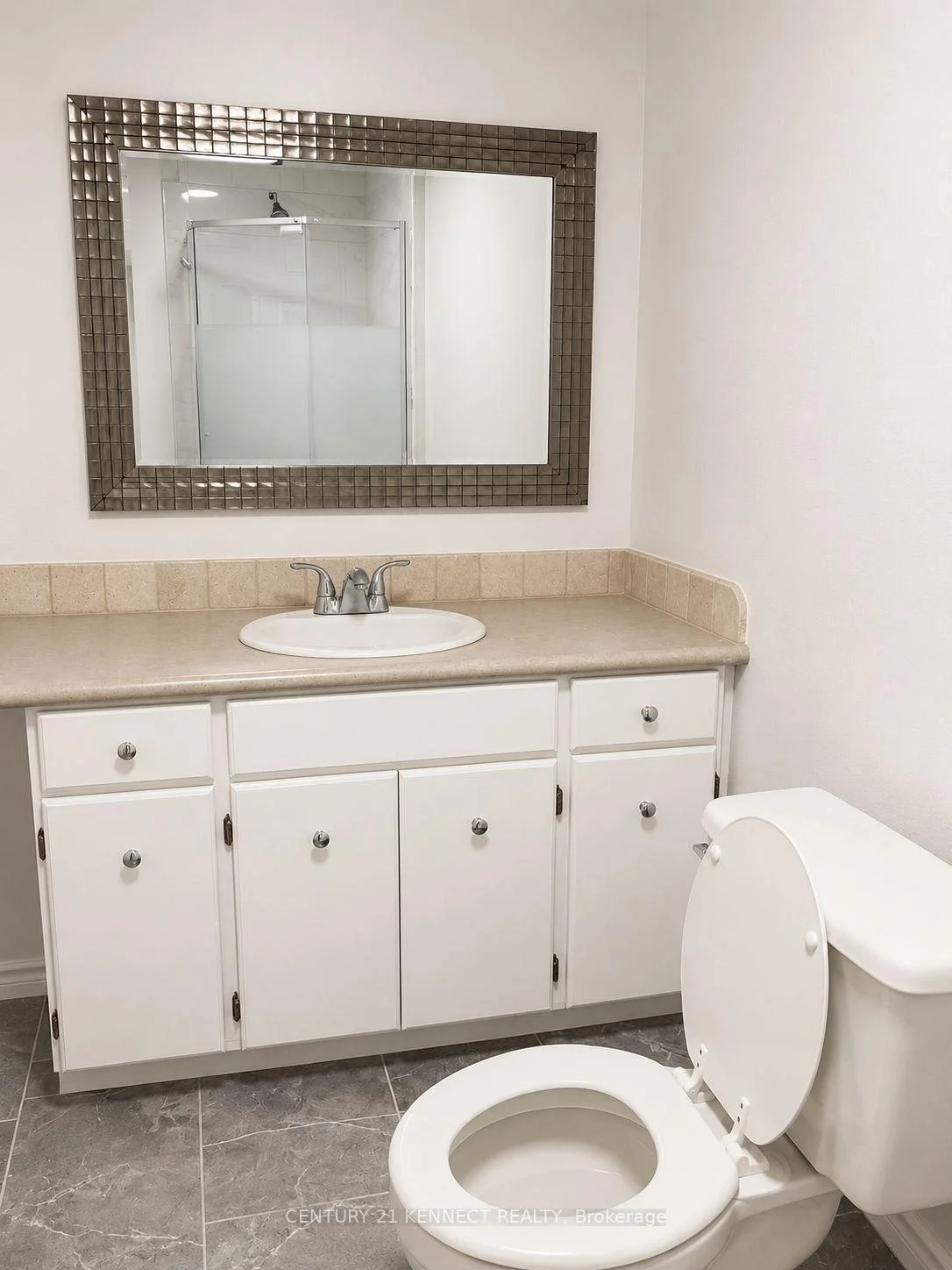 Photo 12 of 301 Glen Hill Drive, Whitby, Blue Grass Meadows — HOMEH