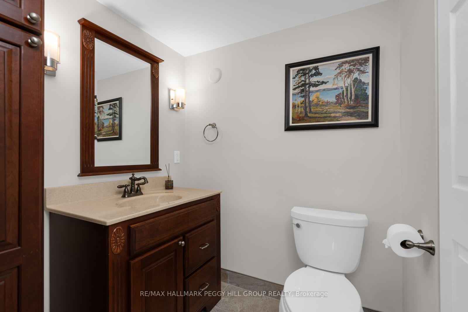 Photo 16 of 10 Duckworth Street, Barrie, North Shore — HOMEH
