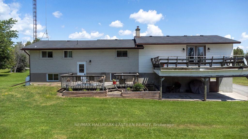 Photo 5 of 1504 Bradfield Road, Douro-Dummer — HOMEH
