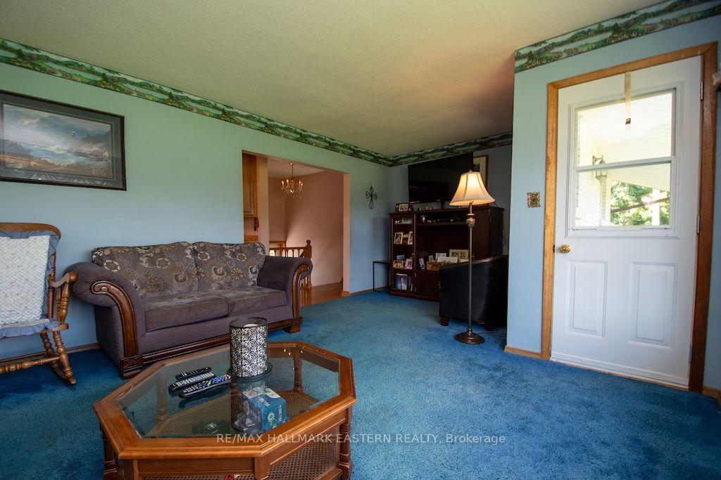 Photo 11 of 1504 Bradfield Road, Douro-Dummer — HOMEH