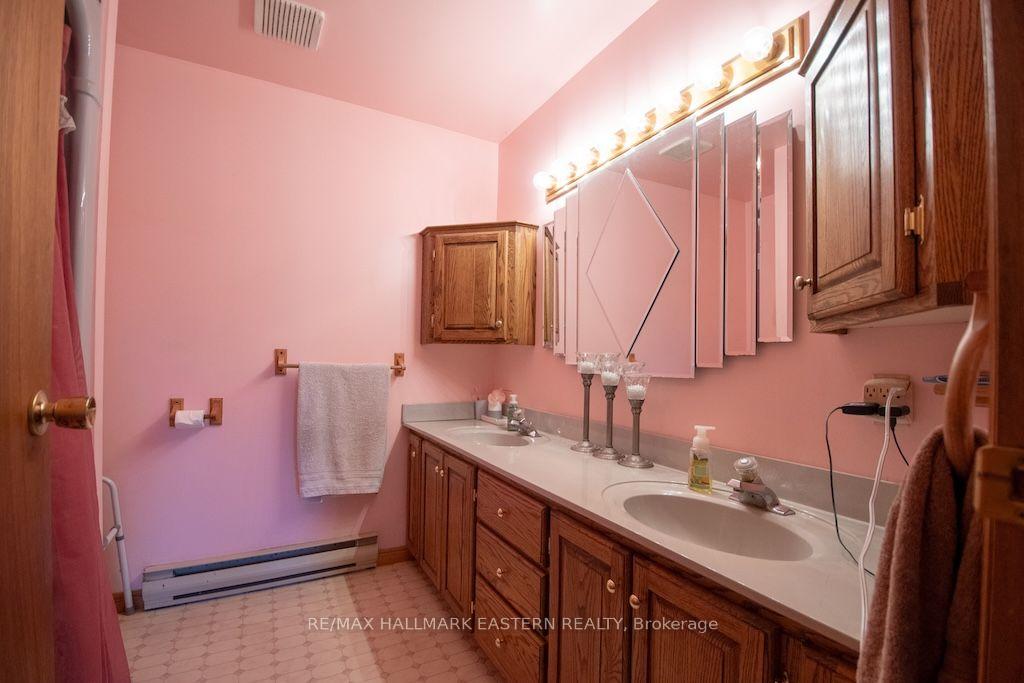 Photo 17 of 1504 Bradfield Road, Douro-Dummer — HOMEH