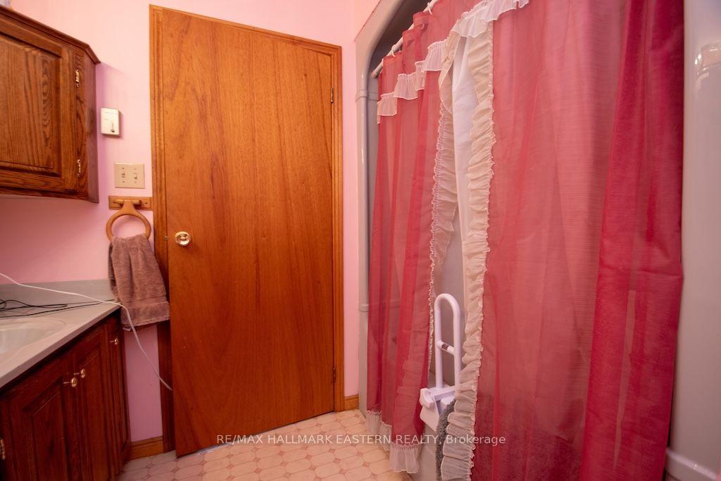 Photo 18 of 1504 Bradfield Road, Douro-Dummer — HOMEH