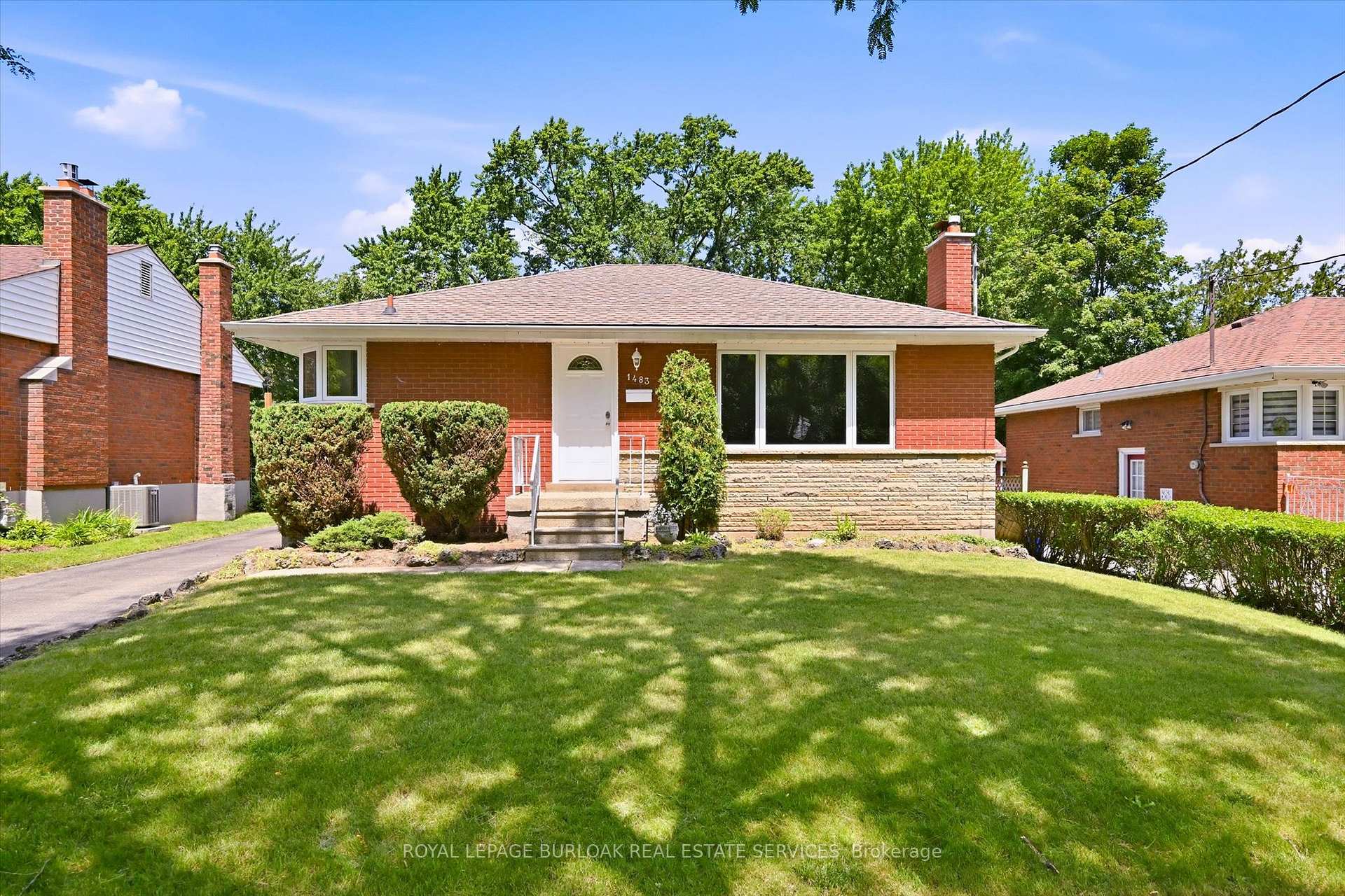 Photo 1 of 1483 Augustine Drive, Burlington, Mountainside — HOMEH