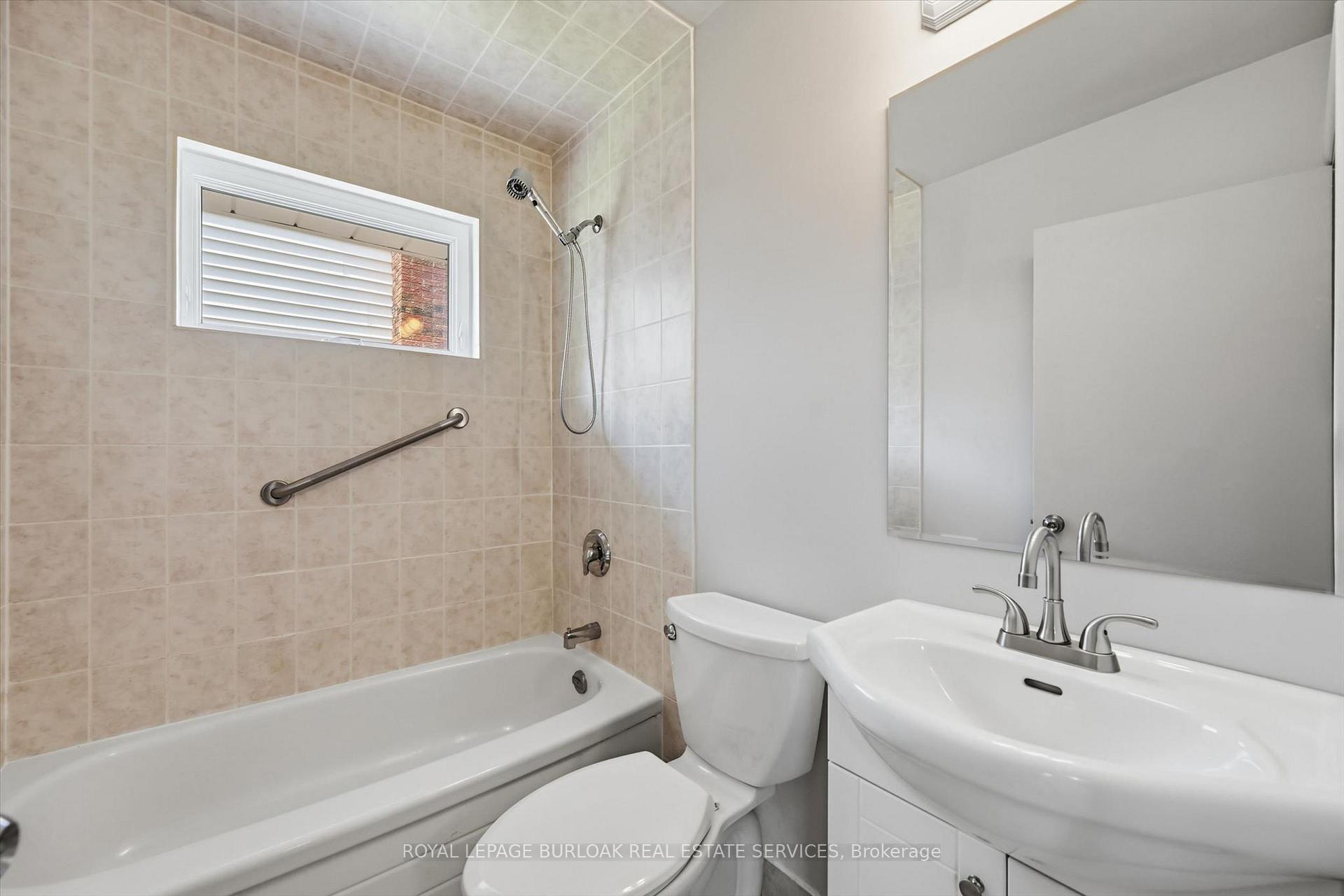 Photo 19 of 1483 Augustine Drive, Burlington, Mountainside — HOMEH