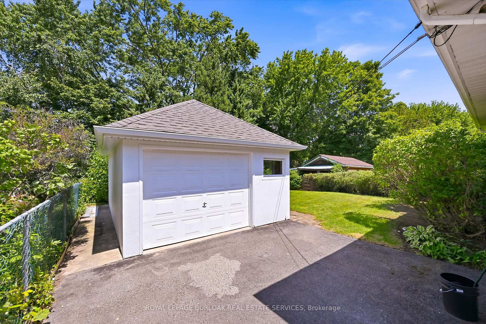 Photo 27 of 1483 Augustine Drive, Burlington, Mountainside — HOMEH