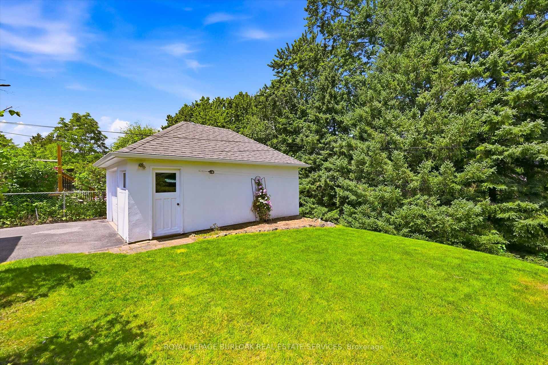 Photo 28 of 1483 Augustine Drive, Burlington, Mountainside — HOMEH