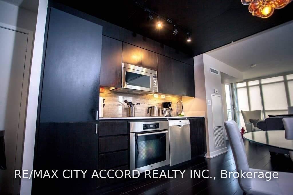 Photo of Unit 1109, 10 Capreol Court