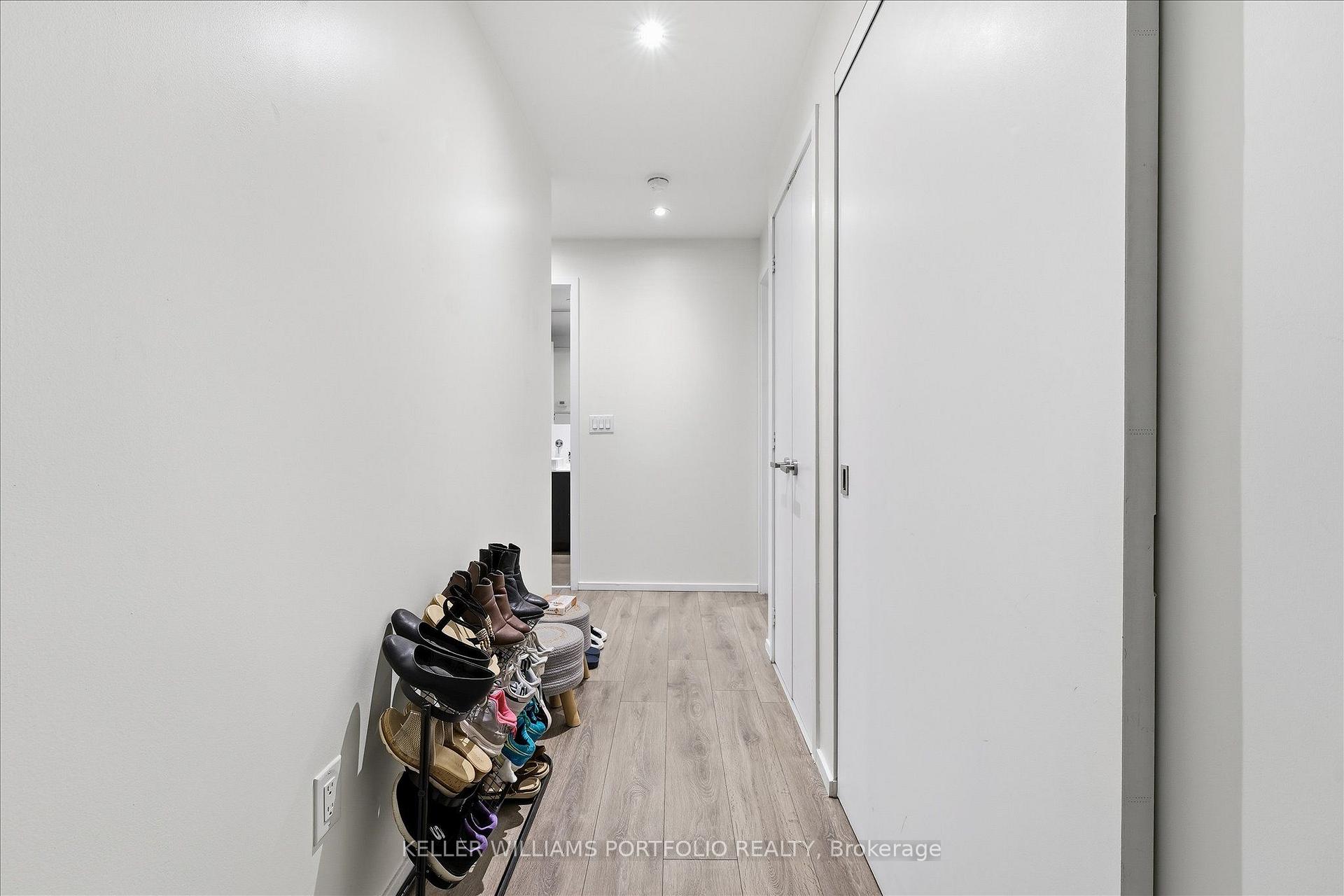 Photo 7 of Unit 1005, 159 Dundas Street E, Toronto, Church-Yonge Corridor — HOMEH