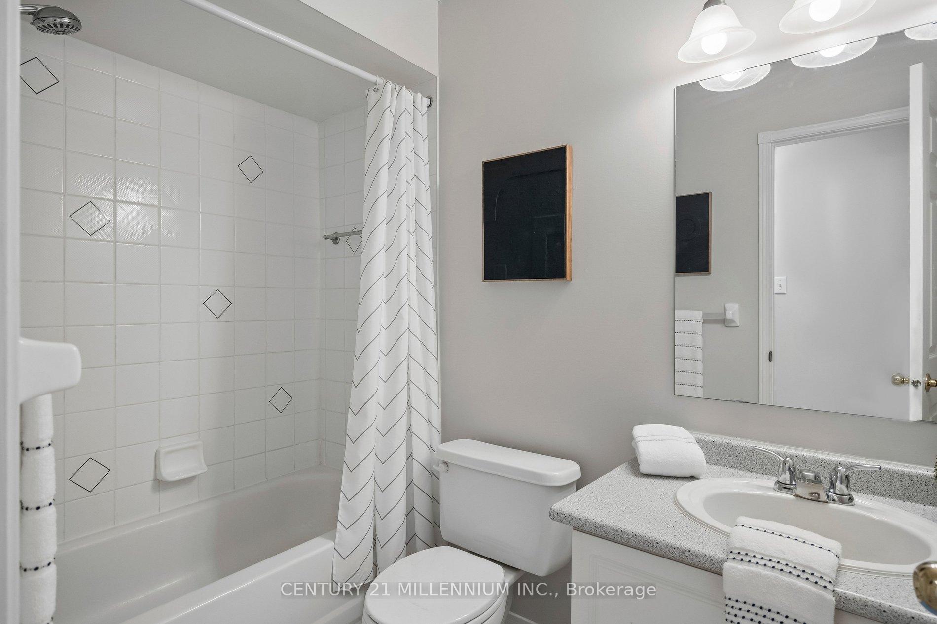 Photo 37 of 116 Woodroof Crescent, Aurora, Bayview Wellington — HOMEH