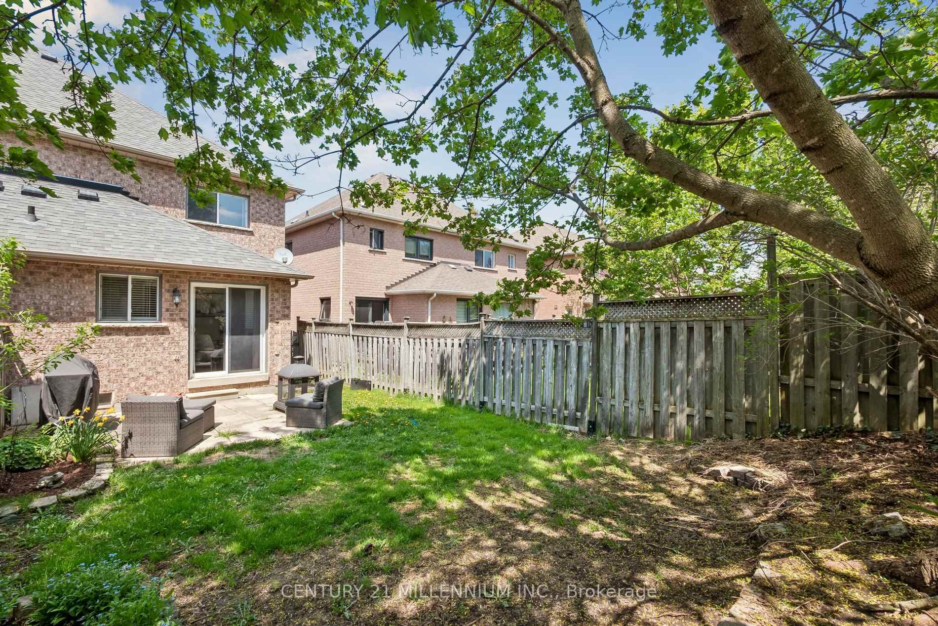 Photo 44 of 116 Woodroof Crescent, Aurora, Bayview Wellington — HOMEH