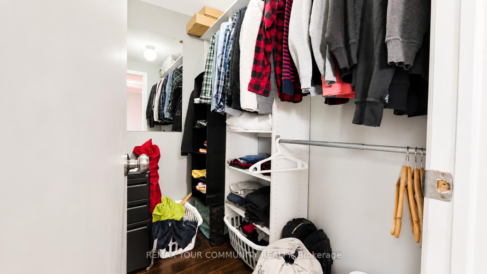 Photo 17 of Unit 19, 210 Highland Crescent, Kitchener, Victoria Hills — HOMEH