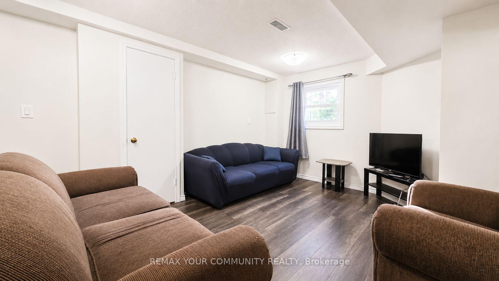Photo 26 of Unit 19, 210 Highland Crescent, Kitchener, Victoria Hills — HOMEH