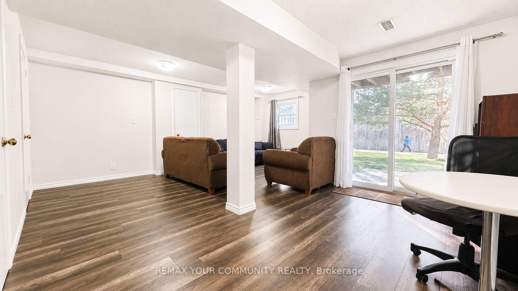 Photo 28 of Unit 19, 210 Highland Crescent, Kitchener, Victoria Hills — HOMEH