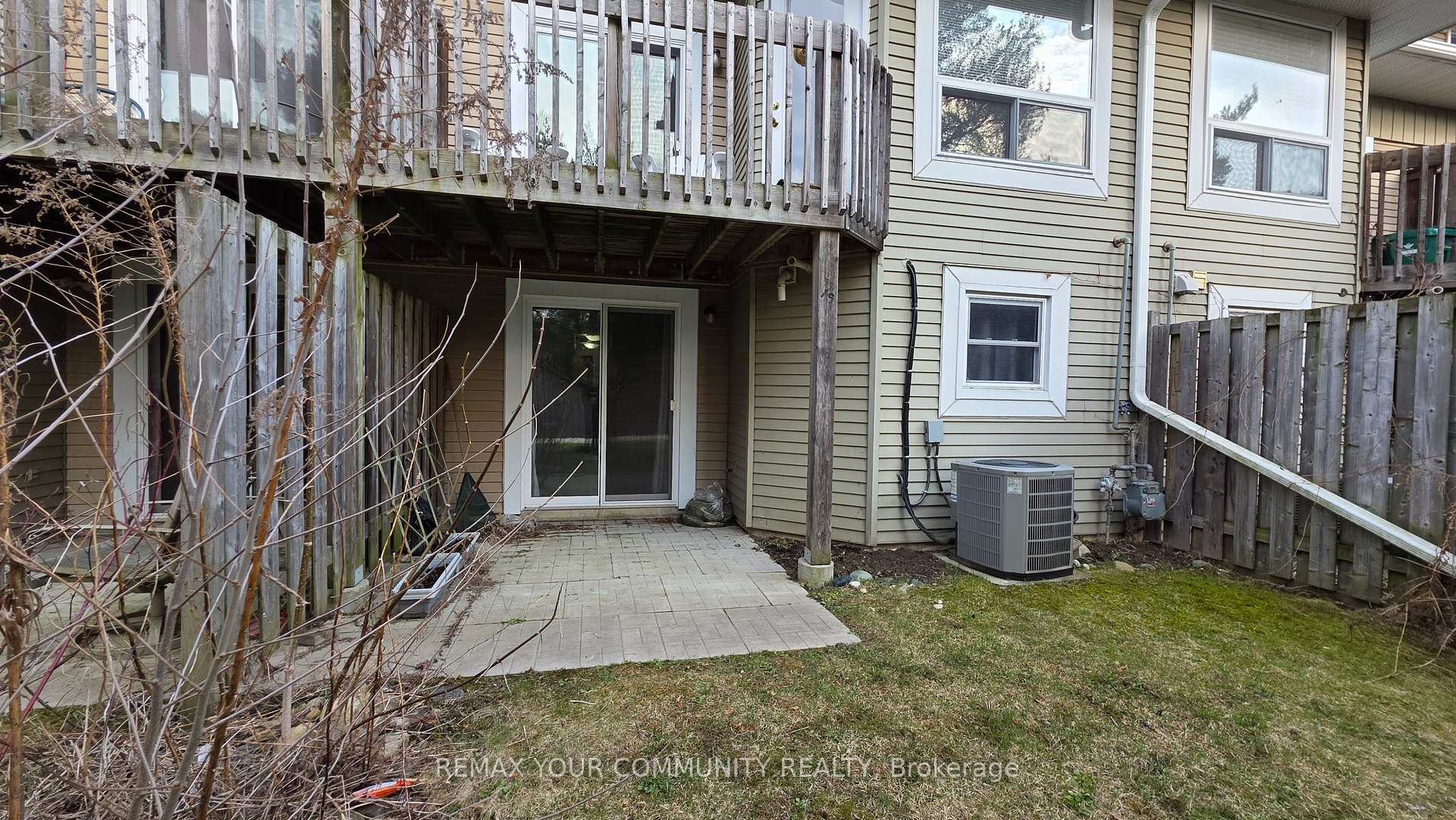 Photo 34 of Unit 19, 210 Highland Crescent, Kitchener, Victoria Hills — HOMEH