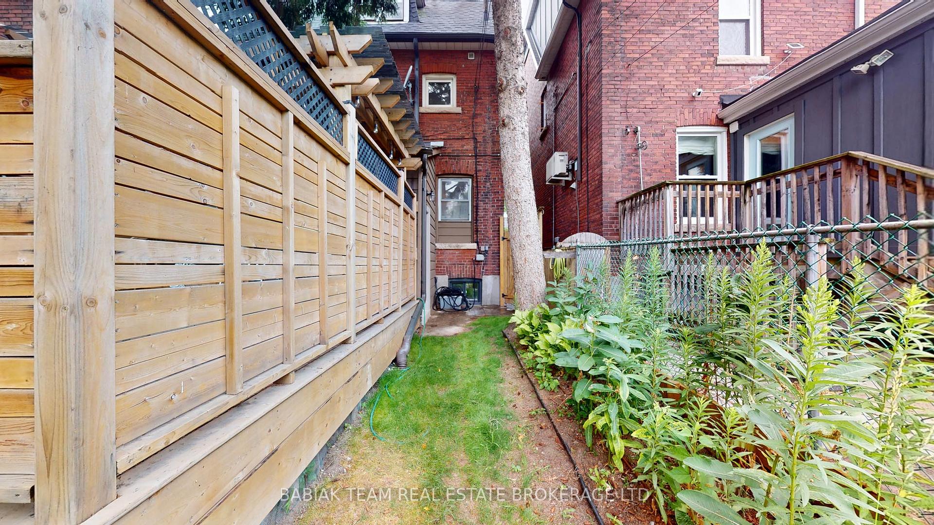 Photo 39 of 57 Parkway Avenue, Toronto, Roncesvalles — HOMEH