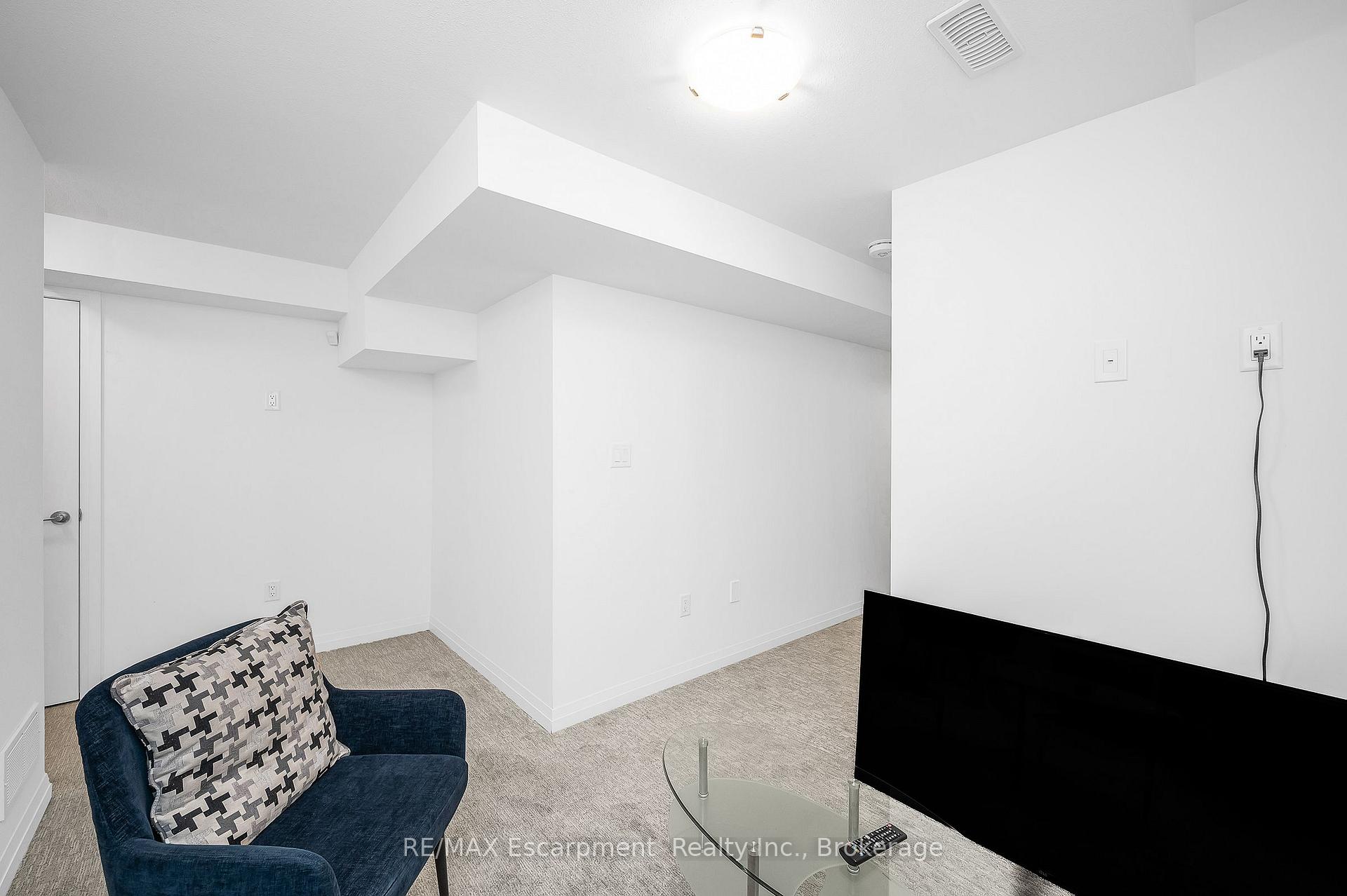 Photo 30 of 61 Wilson Drive, Thorold, Hurricane/Merrittville — HOMEH