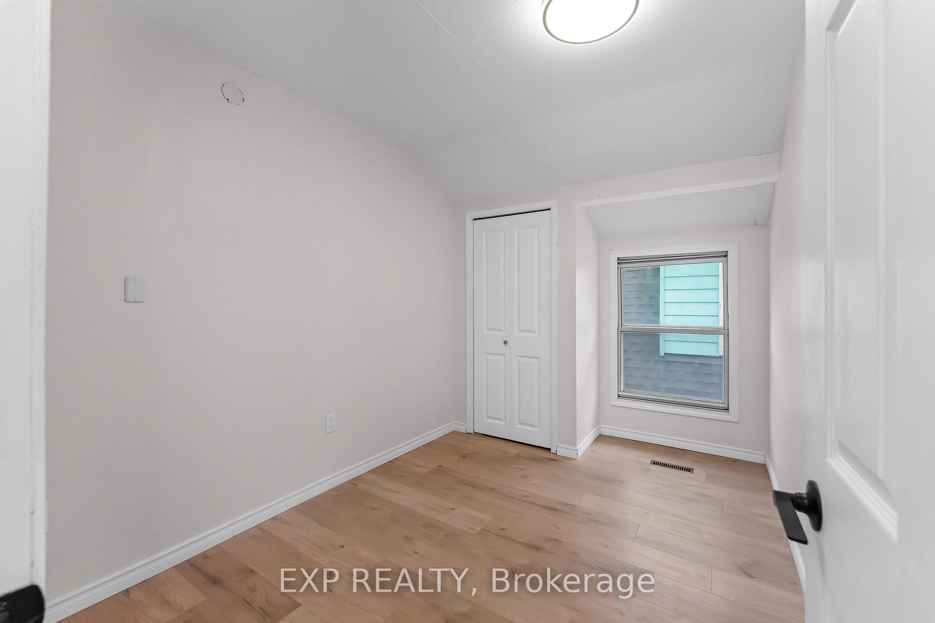 Photo 12 of Unit Upper, 4124 Terrace Avenue W, Niagara Falls, Downtown — HOMEH