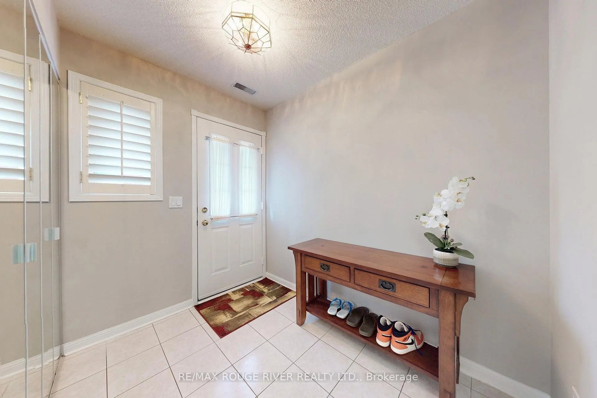 Photo 3 of Unit 418, 1400 The Esplanade N, Pickering, Town Centre — HOMEH