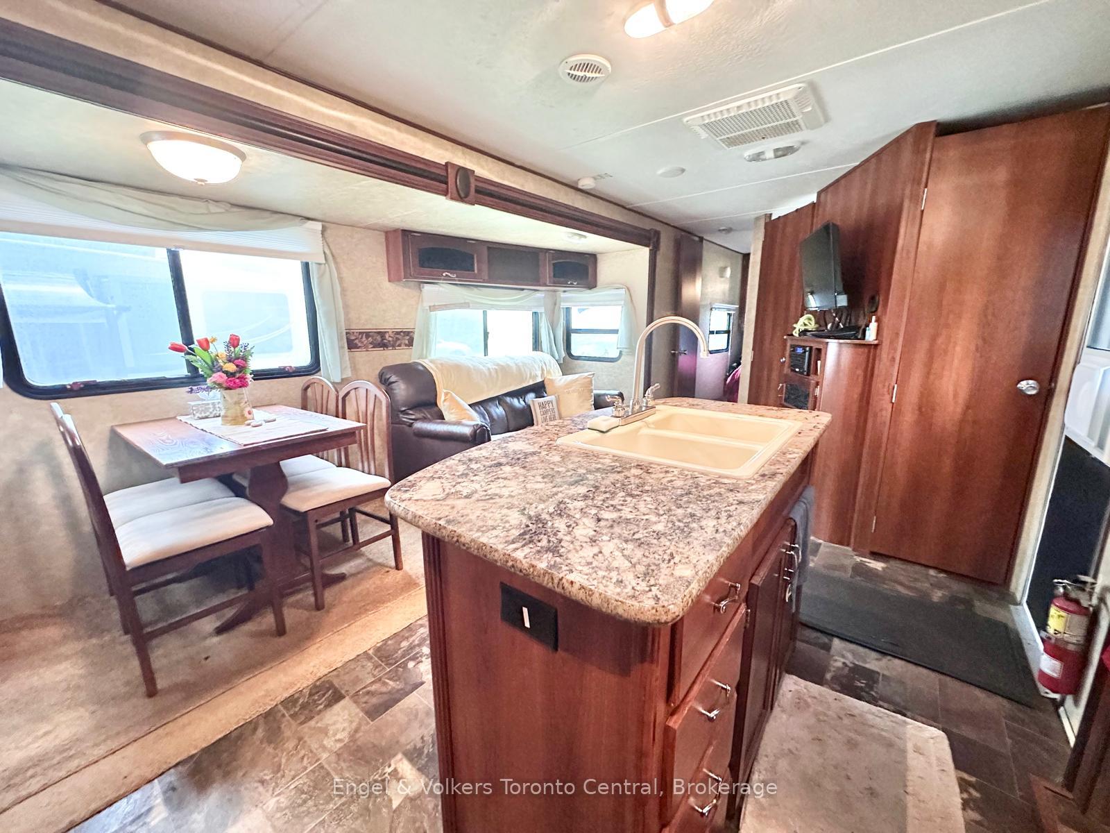 Photo 13 of Unit S4, 7489 Sideroad 5 E, Wellington North, Rural Wellington North — HOMEH