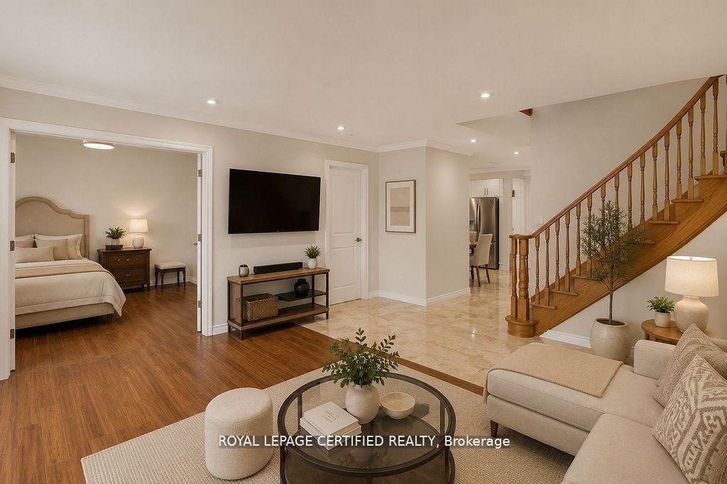 Photo 15 of 35 Trenholme Crescent, Hamilton, Trenholme — HOMEH