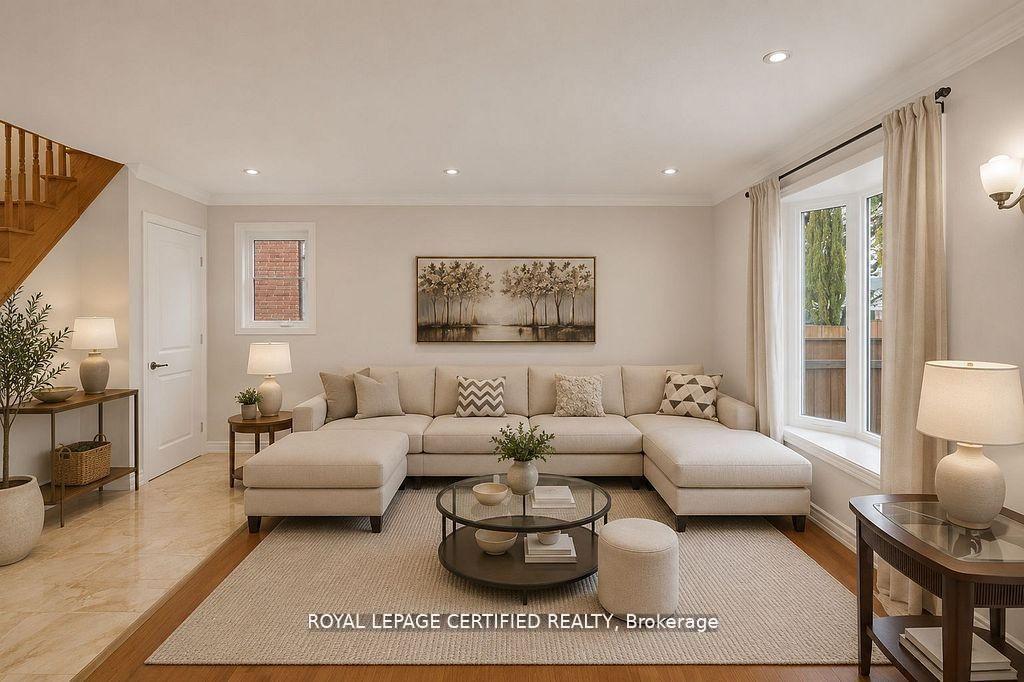 Photo 20 of 35 Trenholme Crescent, Hamilton, Trenholme — HOMEH