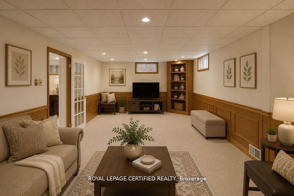 Photo 36 of 35 Trenholme Crescent, Hamilton, Trenholme — HOMEH