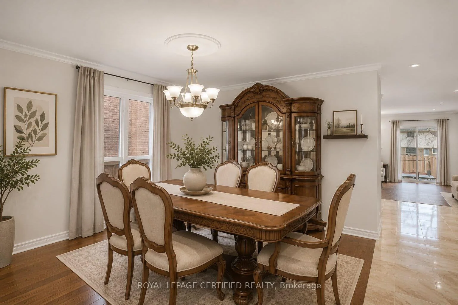 Photo 9 of 35 Trenholme Crescent, Hamilton, Trenholme — HOMEH