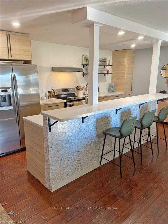 Photo of Unit 325, 2230 Trafalgar Street