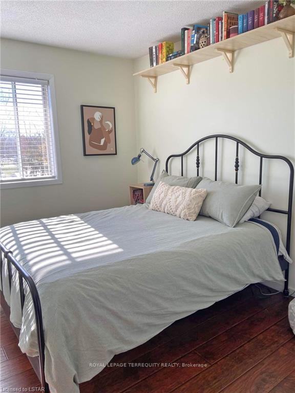 Photo 5 of Unit 325, 2230 Trafalgar Street, London, East I — HOMEH