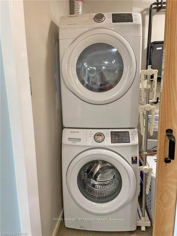 Photo 7 of Unit 325, 2230 Trafalgar Street, London, East I — HOMEH