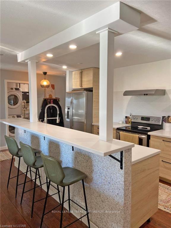 Photo 9 of Unit 325, 2230 Trafalgar Street, London, East I — HOMEH