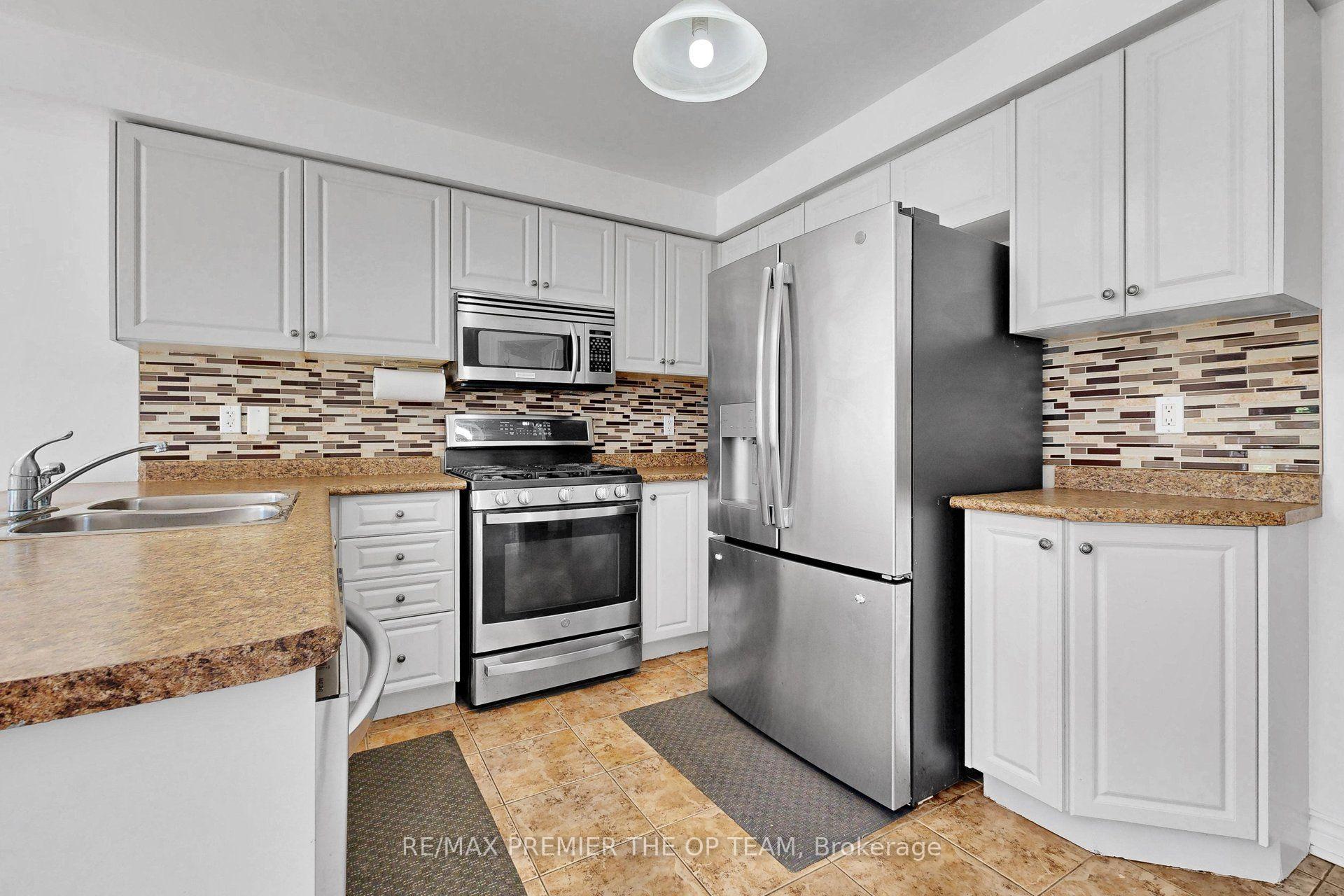 Photo 14 of 59 Chatterson Street, Whitby, Rolling Acres — HOMEH