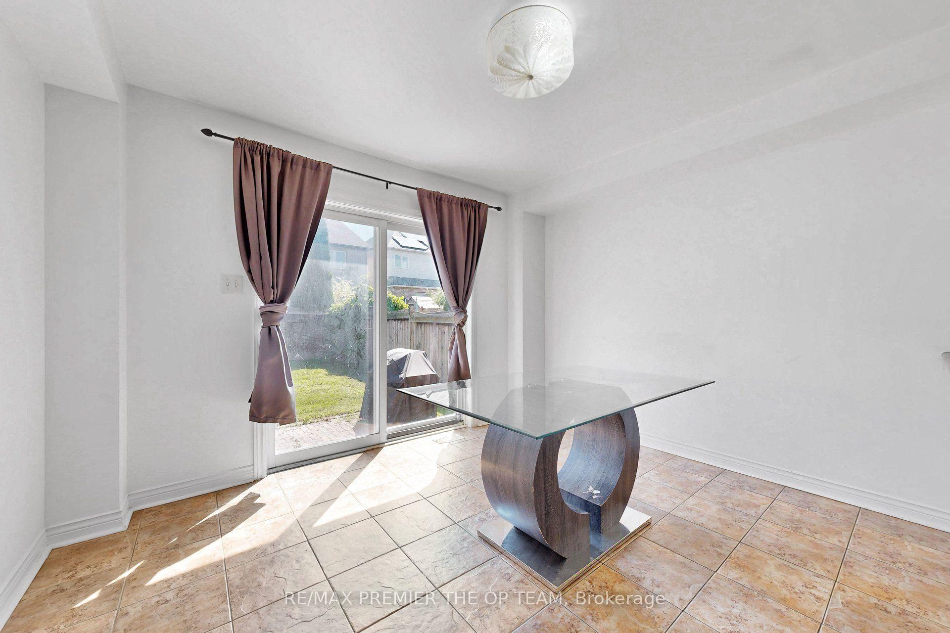 Photo 18 of 59 Chatterson Street, Whitby, Rolling Acres — HOMEH
