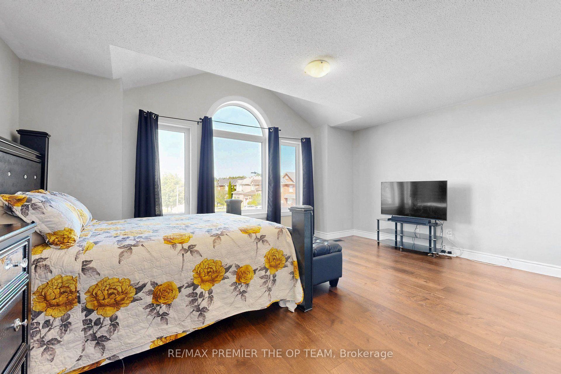 Photo 37 of 59 Chatterson Street, Whitby, Rolling Acres — HOMEH