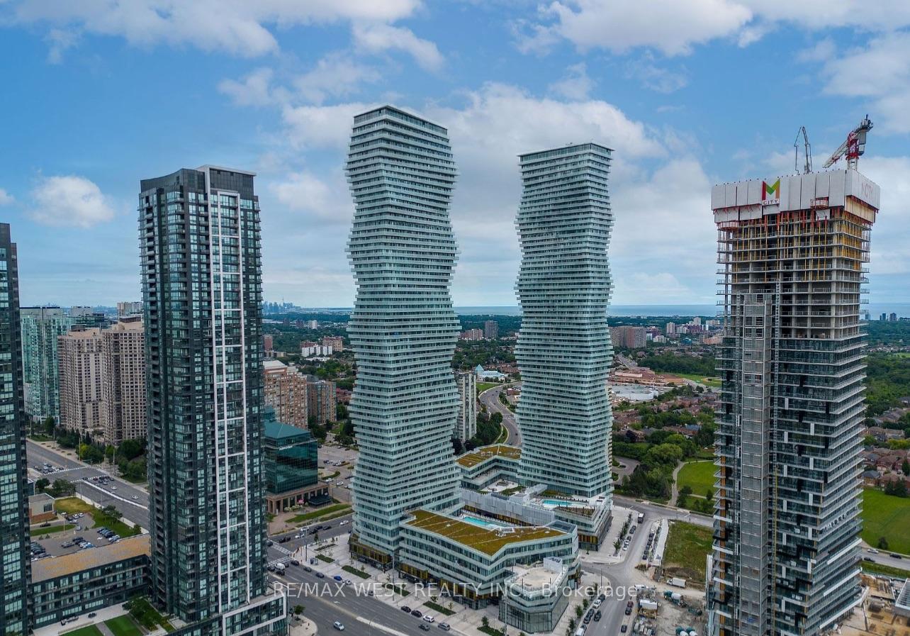 Front of Unit 1107, 3900 Confederation Parkway