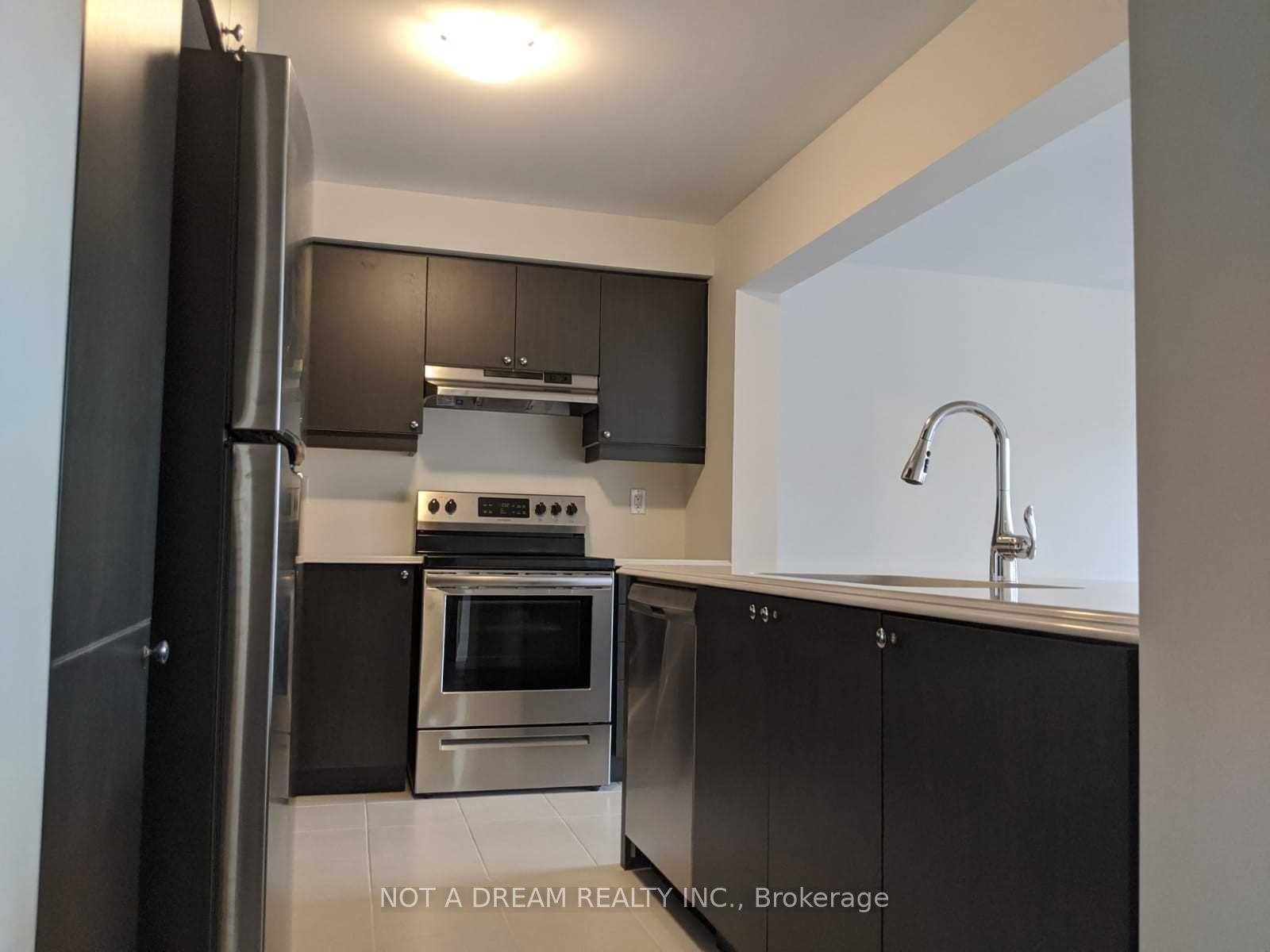 Photo 5 of 35 Bluegill Crescent, Whitby, Rural Whitby — HOMEH