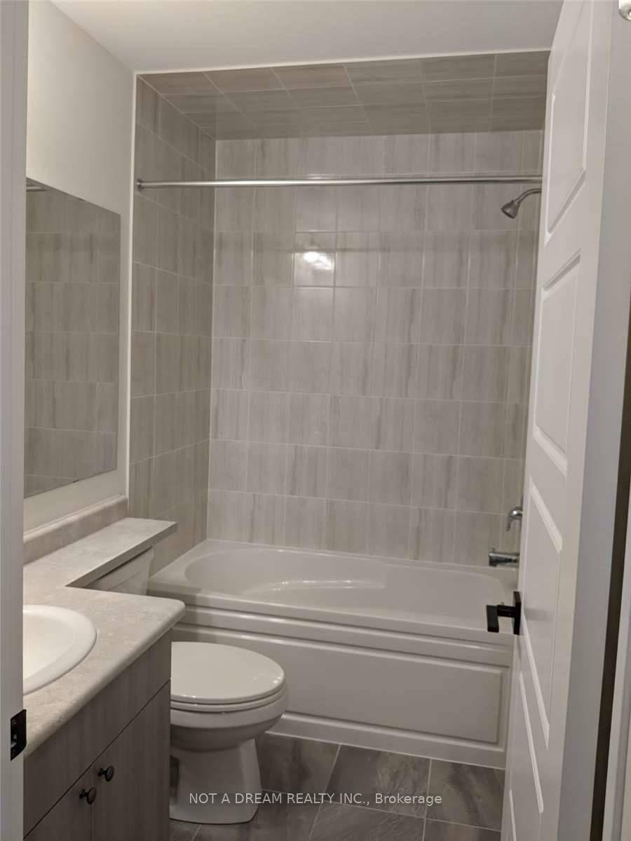Photo 14 of 35 Bluegill Crescent, Whitby, Rural Whitby — HOMEH