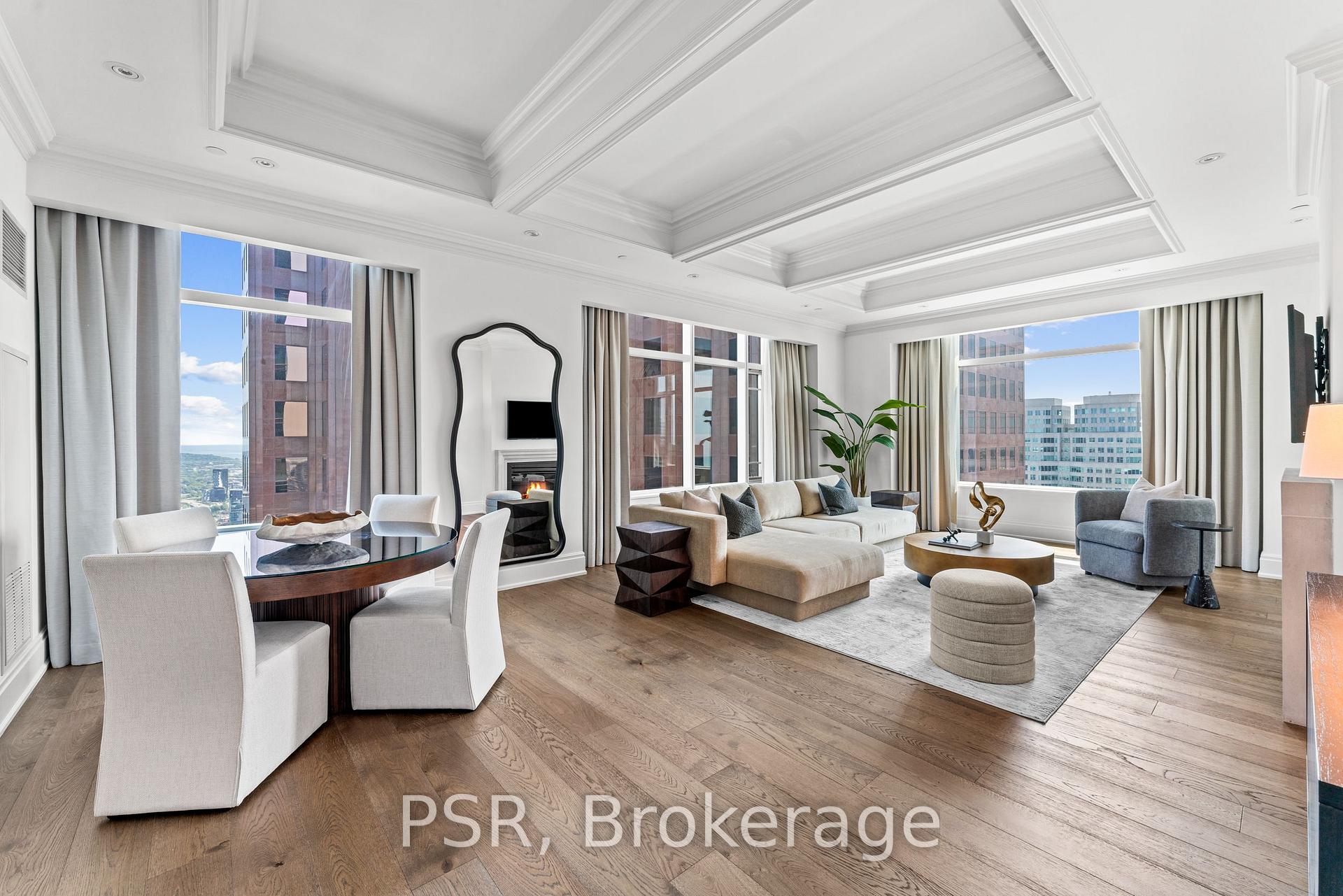 Front of Unit 4804, 311 Bay Street