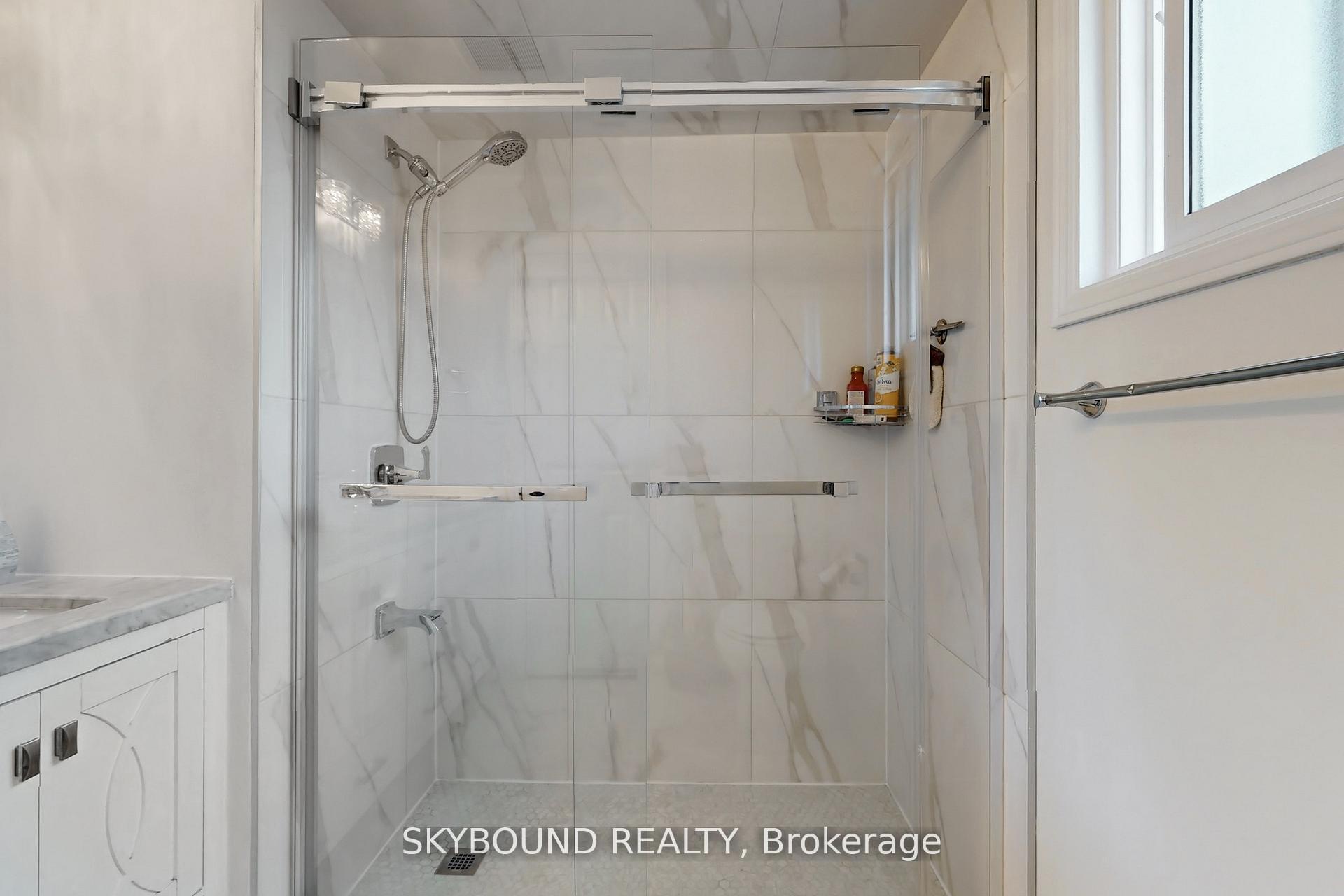Photo 20 of 2088 Madden Boulevard, Oakville, River Oaks — HOMEH