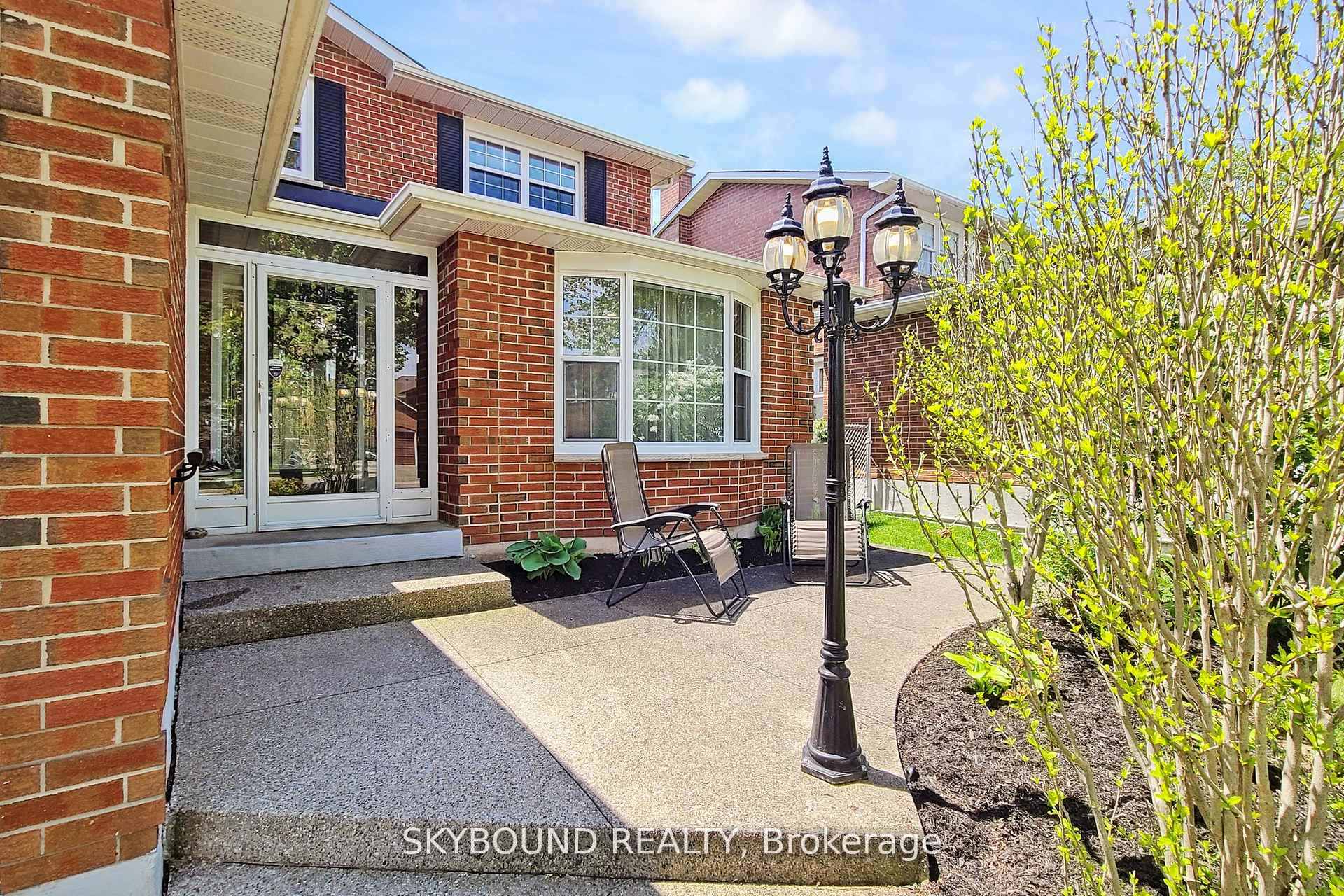 Photo 21 of 2088 Madden Boulevard, Oakville, River Oaks — HOMEH