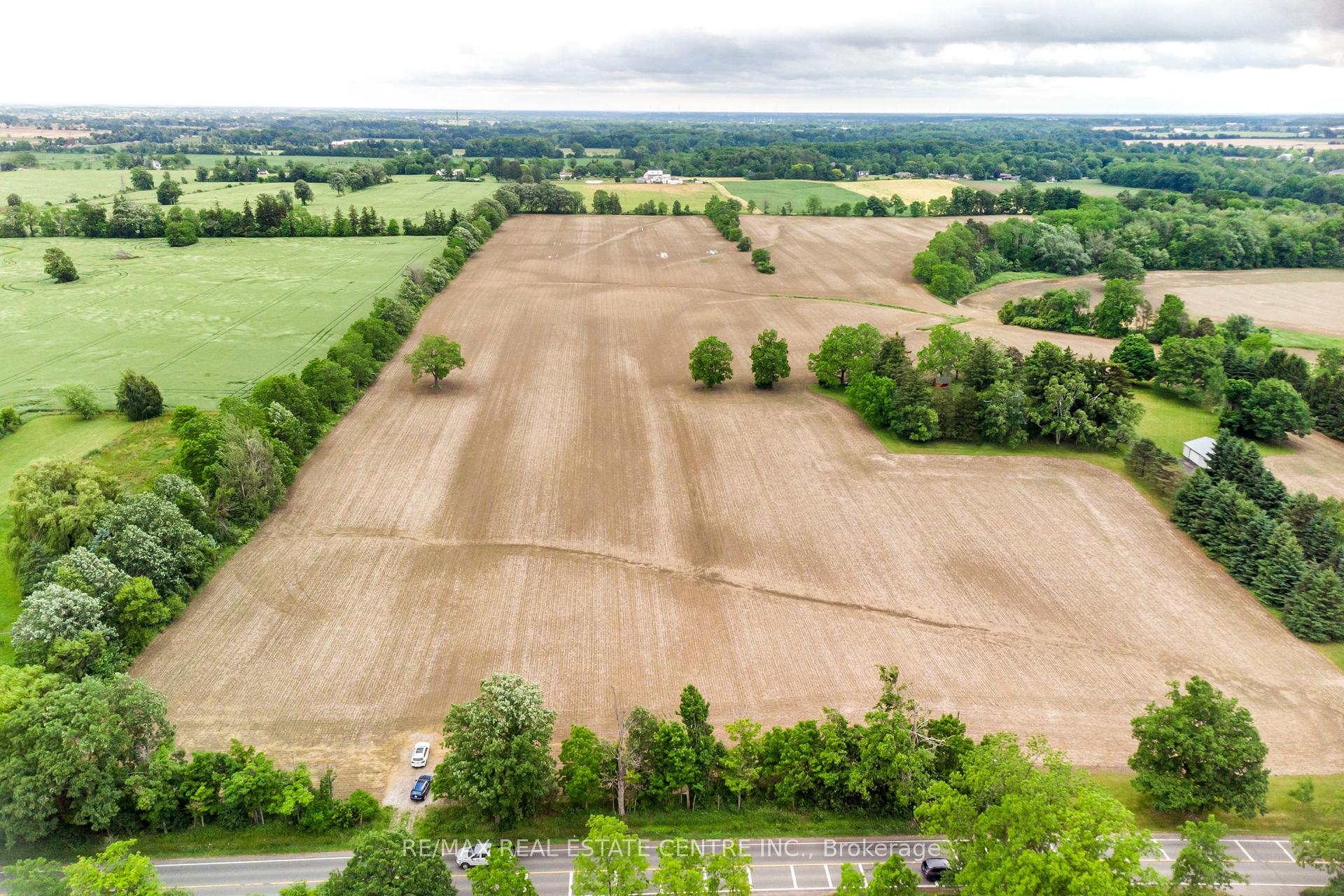 Photo 2 of 1283 Trinity Church Road, Hamilton, Rural Glanbrook — HOMEH